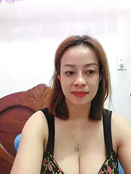 Snapshot of Baby-bigboobs20 chatting on 11/12/25, 09:47 Baby-bigboobs20 online show from 11/12/25, 09:47