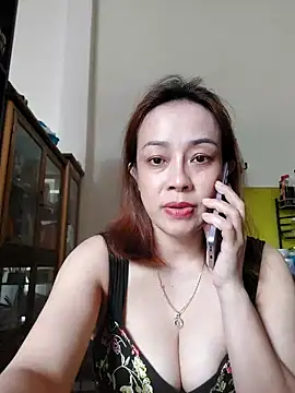 Snapshot of Baby-bigboobs20 chatting on 11/16/25, 03:56 Baby-bigboobs20 online show from 11/16/25, 03:56