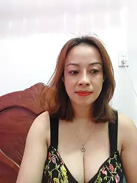 Snapshot of Baby-bigboobs20 chatting on 11/22/25, 07:57 Baby-bigboobs20 online show from 11/22/25, 07:57