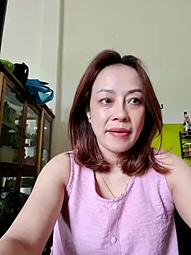 Snapshot of Baby-bigboobs20 chatting on 11/28/25, 03:20 Baby-bigboobs20 online show from 11/28/25, 03:20