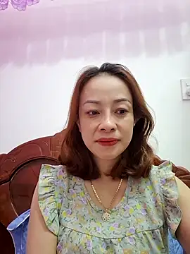 Snapshot of Baby-bigboobs20 chatting on 12/13/25, 08:47 Baby-bigboobs20 online show from 12/13/25, 08:47