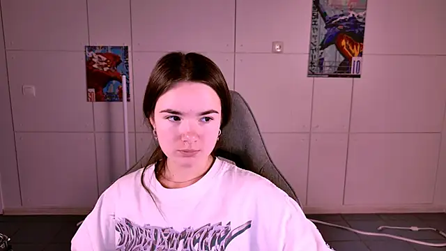 May Bloom online show from 11/27/25, 05:09