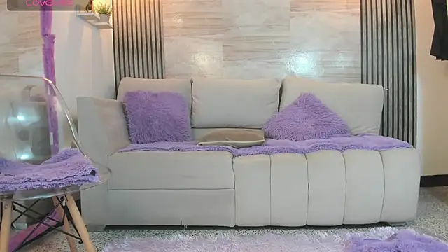 Snapshot of gigi_mane chatting on 12/03/25, 12:40 gigi mane online show from 12/03/25, 12:40