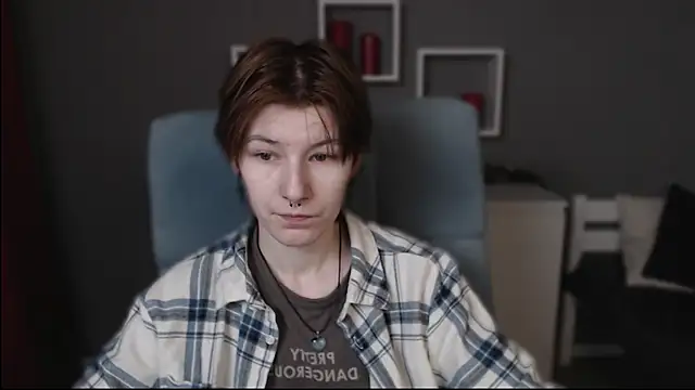 guitarandangell online show from 11/28/25, 07:44