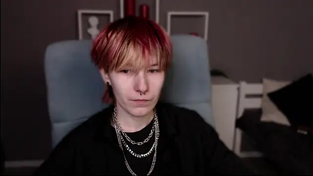 guitarandangell online show from 04/08/26, 05:18