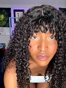 Snapshot of DaisyMynx chatting on 11/02/25, 02:25 DaisyMynx online show from 11/02/25, 02:25