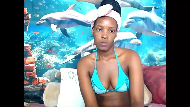 Snapshot of AfricanBarbiee69 chatting on 04/22/26, 04:52 AfricanBarbiee69 online show from 04/22/26, 04:52