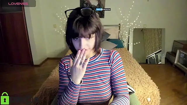 Snapshot of A_Skyy chatting on 04/20/26, 08:43 A Skyy online show from 04/20/26, 08:43