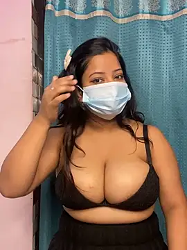 Snapshot of simmi78 chatting on 11/04/25, 07:07 simmi78 online show from 11/04/25, 07:07