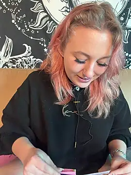 Snapshot of Onlymiasophie chatting on 02/27/26, 12:38 Onlymiasophie online show from 02/27/26, 12:38