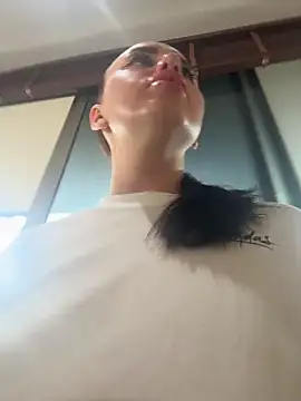 KiraSunshine online show from 02/05/26, 04:06