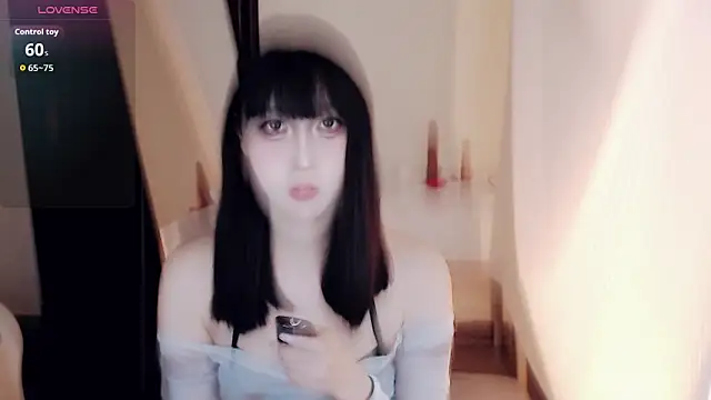 Snapshot of Xiaowen-wen chatting on 10/21/25, 02:51 Xiaowen-wen online show from 10/21/25, 02:51