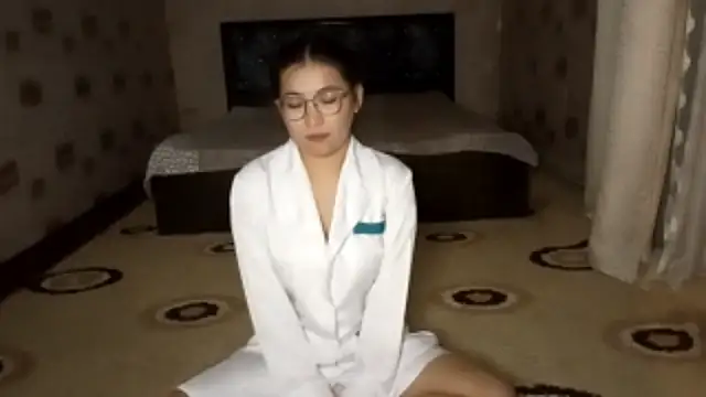 LinneaHyles online show from 12/04/25, 02:48