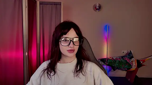 KiraVair online show from 04/13/26, 03:39