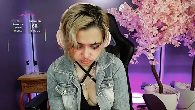 Navier   online show from 11/07/25, 07:58