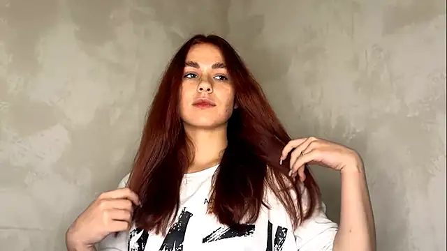 LunaAfrodita online show from 10/24/25, 07:54