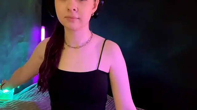 FloralAtoll online show from 10/19/25, 01:23