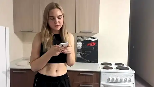 MyraLitterers online show from 10/19/25, 03:01