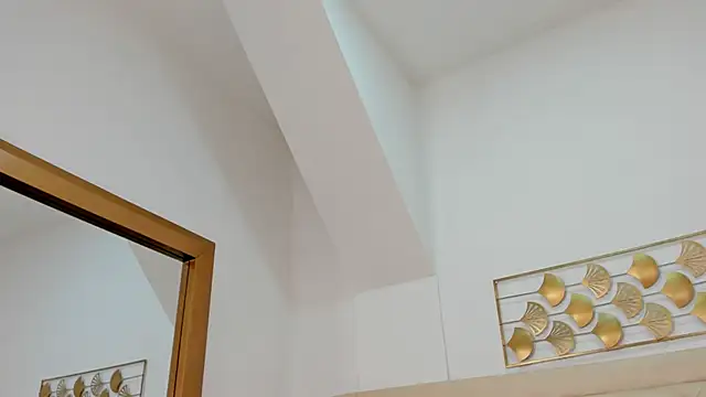 lucia lorenz online show from 02/05/26, 11:26