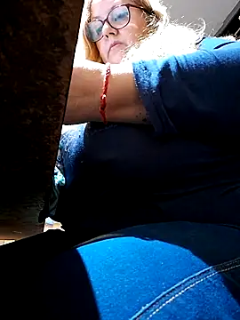 JennyInVegas online show from 10/27/25, 03:16