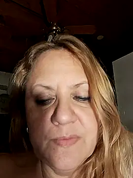 Snapshot of JennyInVegas chatting on 06/11/26, 02:53 JennyInVegas online show from 06/11/26, 02:53
