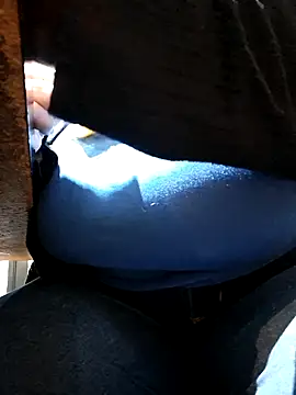 Snapshot of JennyInVegas chatting on 06/11/26, 03:43 JennyInVegas online show from 06/11/26, 03:43
