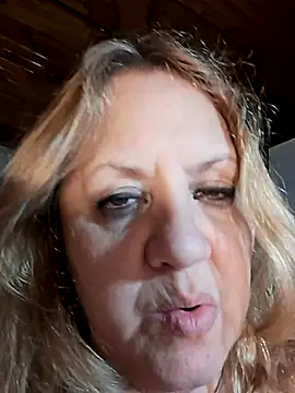 Snapshot of JennyInVegas chatting on 06/14/26, 05:09 JennyInVegas online show from 06/14/26, 05:09