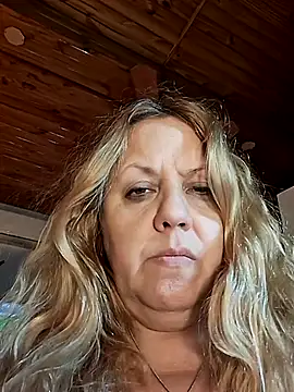 Snapshot of JennyInVegas chatting on 06/14/26, 08:11 JennyInVegas online show from 06/14/26, 08:11