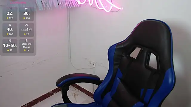 Snapshot of littlee_red chatting on 11/07/25, 08:42 littlee red online show from 11/07/25, 08:42