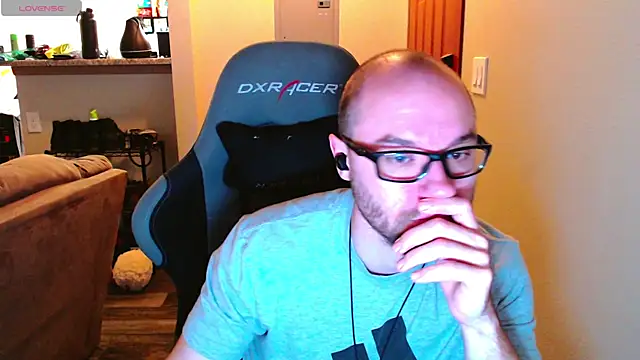 Snapshot of Sin_Lord chatting on 11/28/25, 05:15 Sin Lord online show from 11/28/25, 05:15