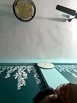 Snapshot of heenashai chatting on 11/12/25, 06:41 heenashai online show from 11/12/25, 06:41