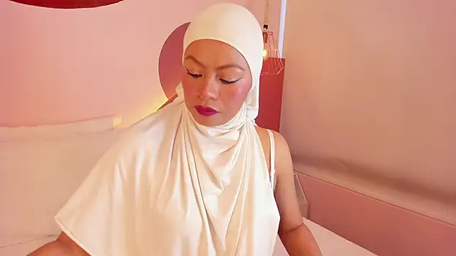 SophiaBeckerr online show from 11/13/25, 07:13