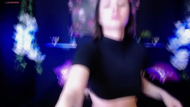 Emma sweet hot online show from 10/30/25, 02:29