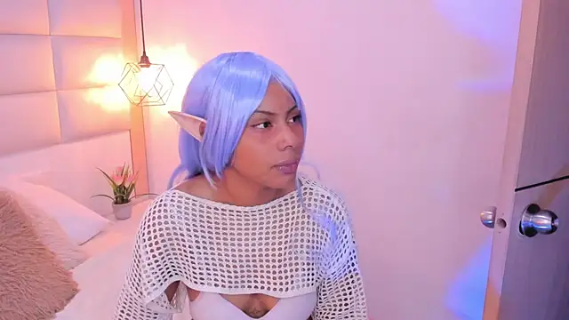 Snapshot of Sofia_clk chatting on 12/22/25, 03:36 Sofia clk online show from 12/22/25, 03:36