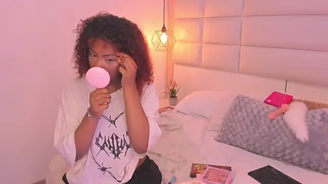 Snapshot of Sofia_clk chatting on 01/08/26, 03:09 Sofia clk online show from 01/08/26, 03:09