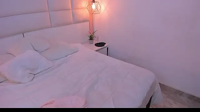 Sofia clk online show from 03/21/26, 03:11