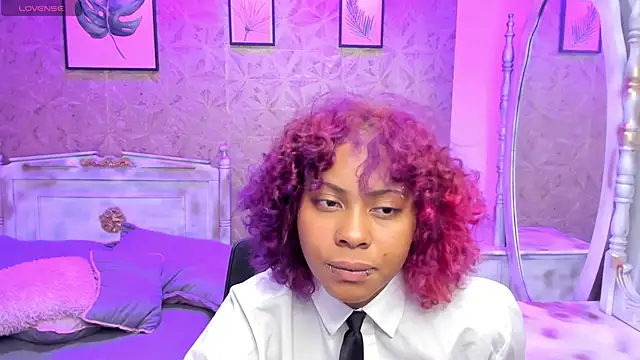 Snapshot of Sofia_clk chatting on 04/25/26, 03:31 Sofia clk online show from 04/25/26, 03:31