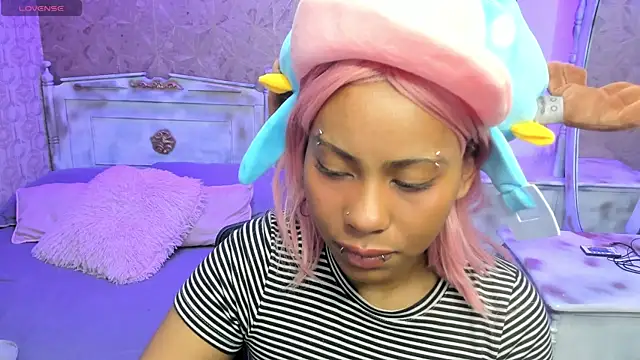 Snapshot of Sofia_clk chatting on 05/05/26, 03:14 Sofia clk online show from 05/05/26, 03:14