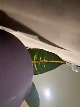 Amelia-Diamond online show from 11/28/25, 08:22