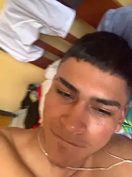 Emiliano Reyes online show from 11/26/25, 07:26