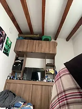 liam Brooks9 online show from 01/10/26, 02:08