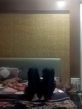 RNlov online show from 11/12/25, 12:55