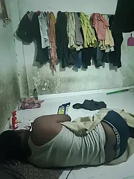 RNlov online show from 11/23/25, 12:43