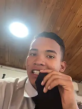 Danielalois online show from 02/11/26, 10:15