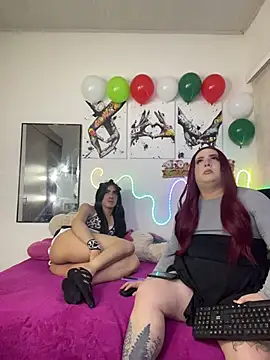 Snapshot of Agattha22 chatting on 11/30/25, 06:17 Agattha22 online show from 11/30/25, 06:17