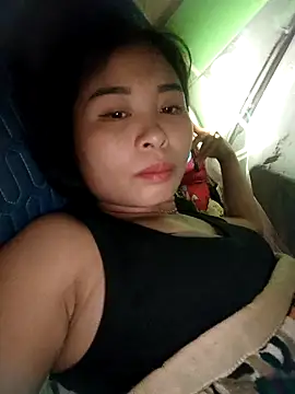 Snapshot of Squirrel-Pear chatting on 11/01/25, 11:51 Squirrel-Pear online show from 11/01/25, 11:51