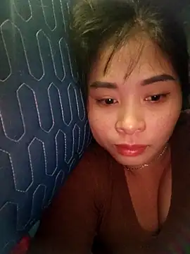 Snapshot of Squirrel-Pear chatting on 11/02/25, 09:17 Squirrel-Pear online show from 11/02/25, 09:17