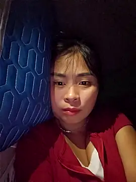 Snapshot of Squirrel-Pear chatting on 11/12/25, 09:14 Squirrel-Pear online show from 11/12/25, 09:14