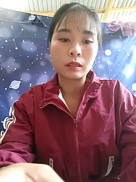 Snapshot of Squirrel-Pear chatting on 11/14/25, 01:26 Squirrel-Pear online show from 11/14/25, 01:26