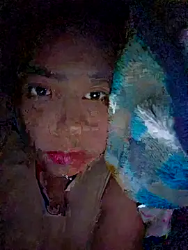 Snapshot of Squirrel-Pear chatting on 11/18/25, 10:36 Squirrel-Pear online show from 11/18/25, 10:36